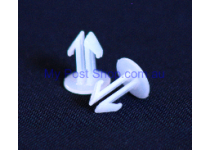 Shelf Bracket White Nylon Push Pin
